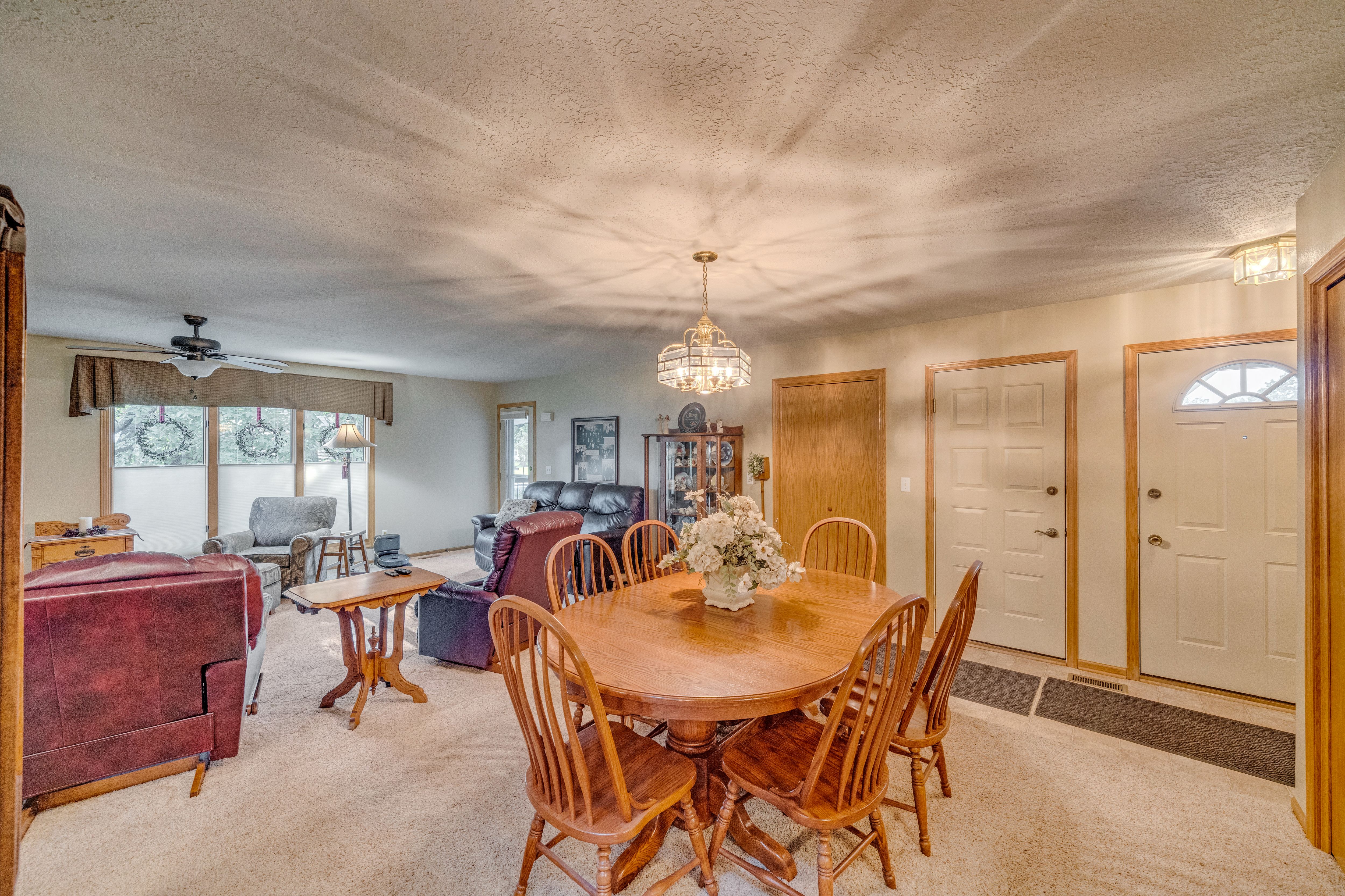 Listing Photo: 106 W Franklin Ave, Indianola, IA 50125-14